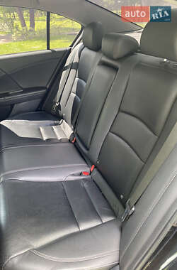 Седан Honda Accord 2013 в 