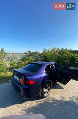 Седан Honda Accord 2004 в 