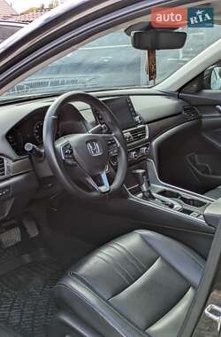 Седан Honda Accord 2018 в 