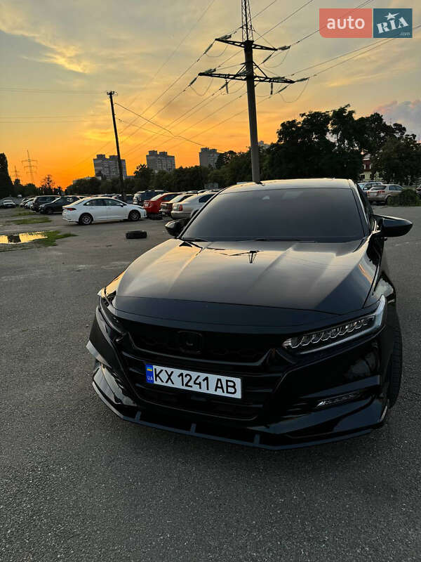 Седан Honda Accord 2019 в Києві