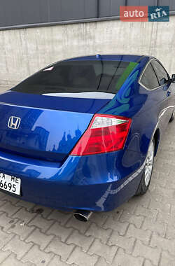 Купе Honda Accord 2008 в 