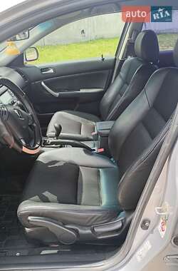 Седан Honda Accord 2003 в 