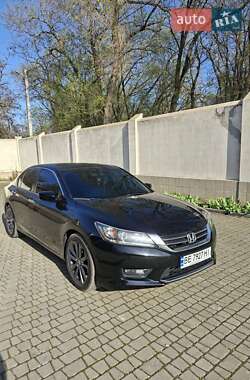 Седан Honda Accord 2014 в 