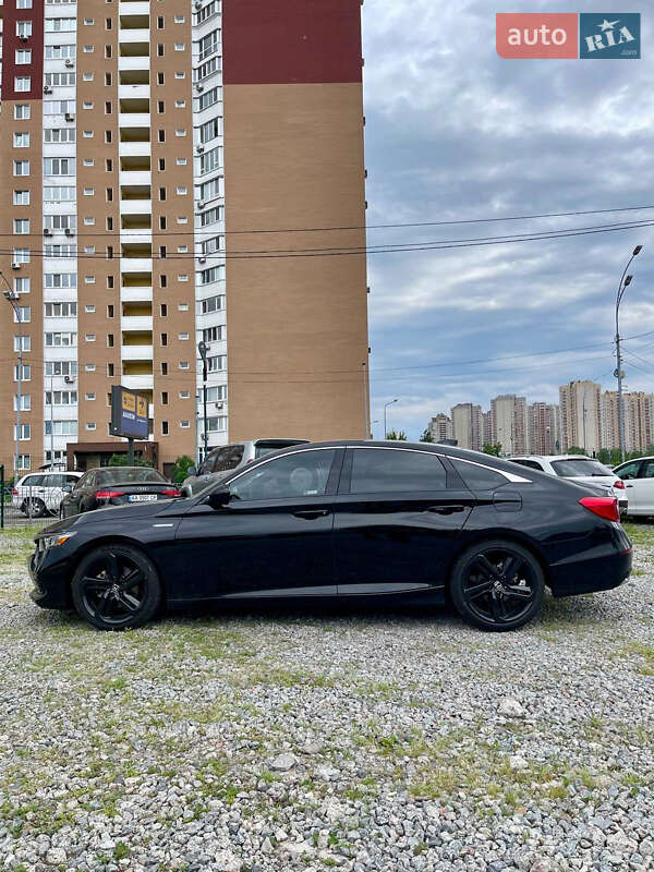 Седан Honda Accord 2022 в Києві