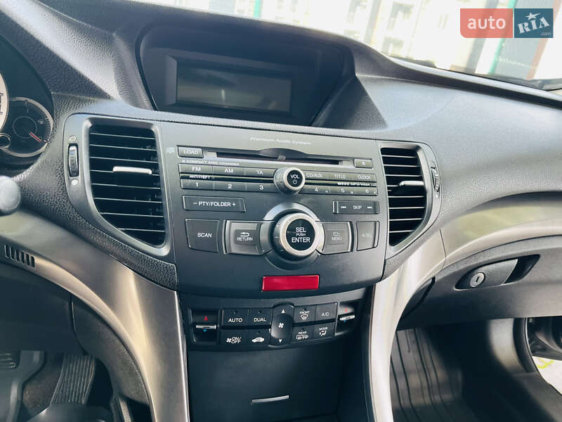 Седан Honda Accord 2012 в Виннице
