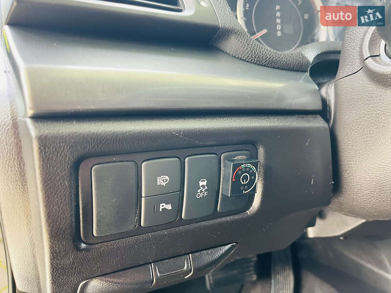 Седан Honda Accord 2012 в Виннице