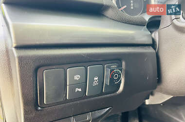 Седан Honda Accord 2012 в 