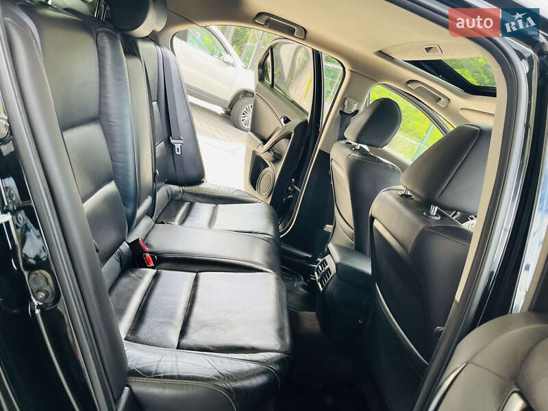Седан Honda Accord 2012 в Виннице