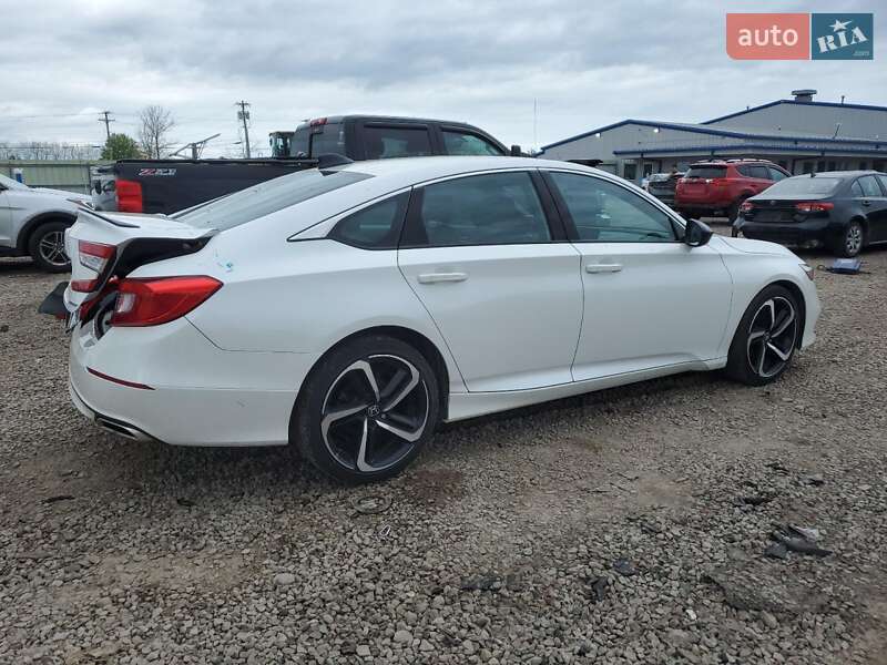 Седан Honda Accord 2022 в Киеве
