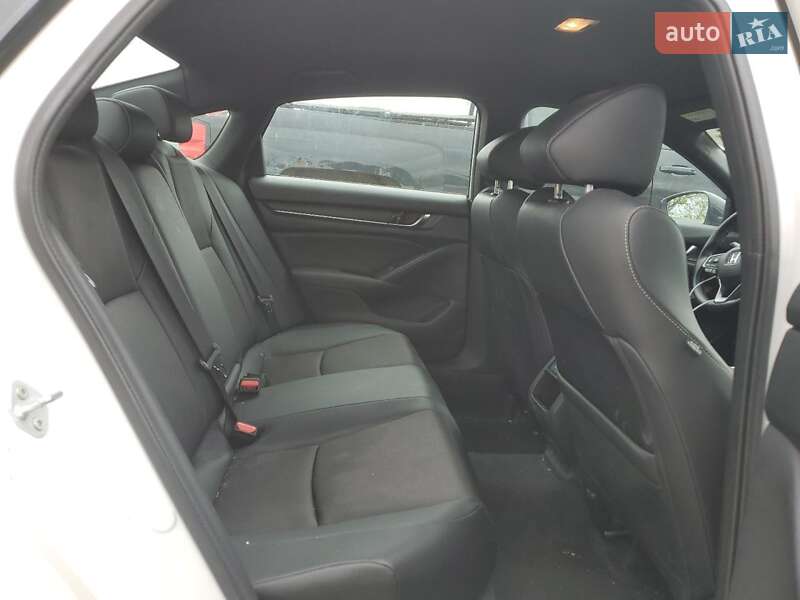 Седан Honda Accord 2022 в Киеве