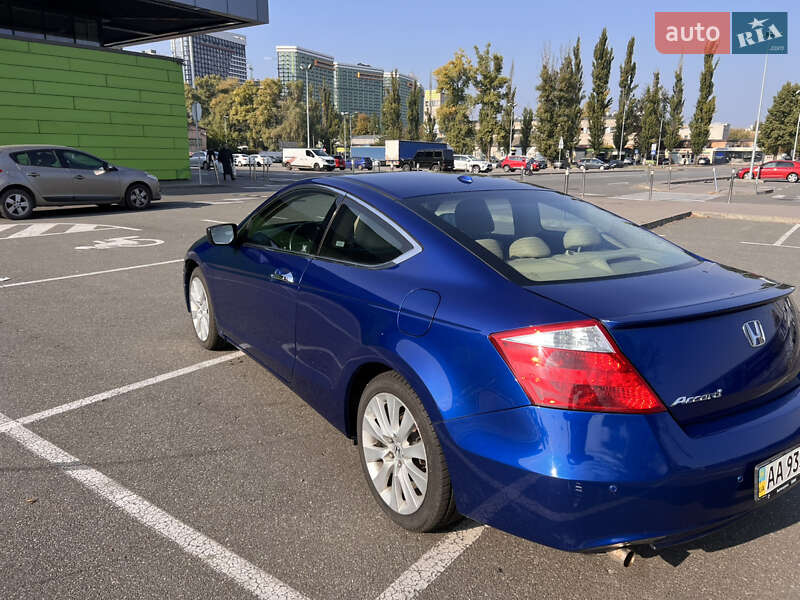 Купе Honda Accord 2008 в Києві