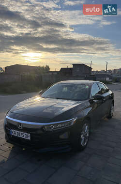 Седан Honda Accord 2018 в 