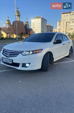 Седан Honda Accord 2010 в Ивано-Франковске