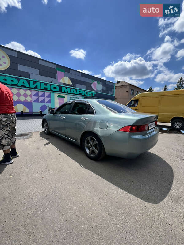 Honda Accord 2003