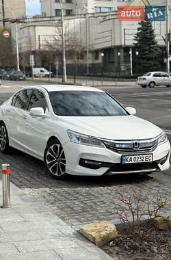 Седан Honda Accord 2017 в 