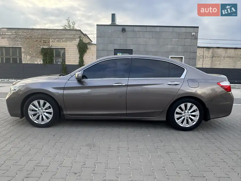 Honda Accord 2014 VIN LUCCR2660F3300117 фото оголошення 3 з 52