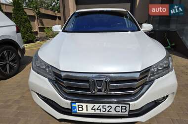 Седан Honda Accord 2014 в Полтаве