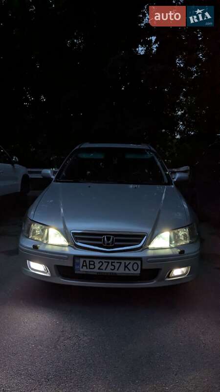 Седан Honda Accord 2001 в Хмельницком