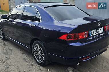 Седан Honda Accord 2004 в 