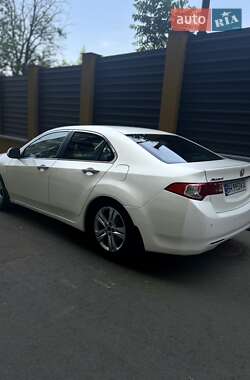 Седан Honda Accord 2011 в 