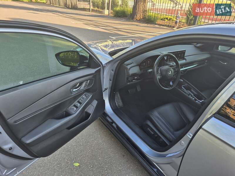 Седан Honda Accord 2023 в Кривому Розі