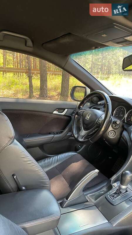 Седан Honda Accord 2011 в Киеве