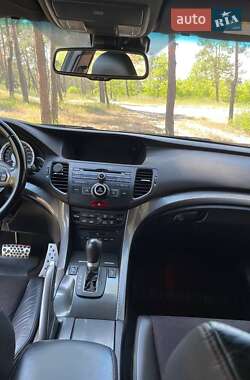 Седан Honda Accord 2011 в 
