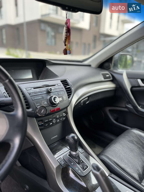 Седан Honda Accord 2008 в Городке