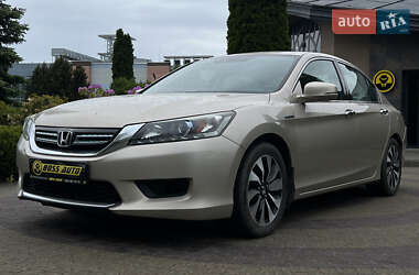 Седан Honda Accord 2014 в 