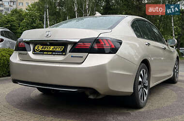 Седан Honda Accord 2014 в 
