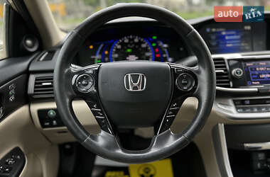 Седан Honda Accord 2014 в 