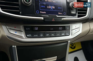 Седан Honda Accord 2014 в 