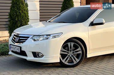 Седан Honda Accord 2011 в 