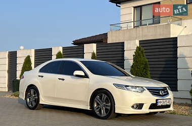 Седан Honda Accord 2011 в 