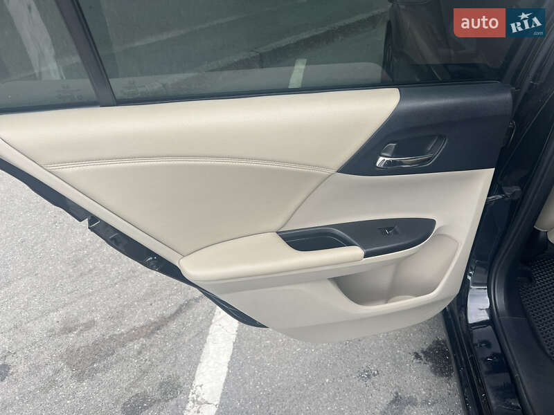 Седан Honda Accord 2014 в Виннице