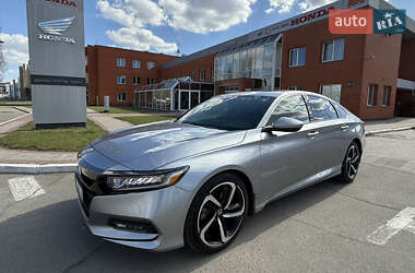 Седан Honda Accord 2020 в Киеве