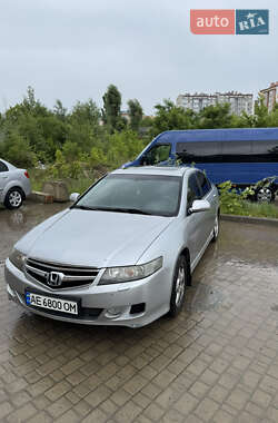 Седан Honda Accord 2006 в Чернівцях