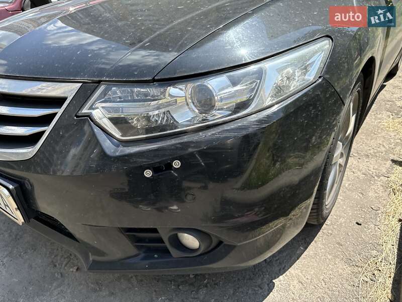 Седан Honda Accord 2011 в Киеве