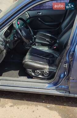 Седан Honda Accord 1996 в 