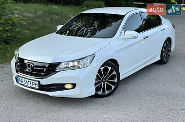 Седан Honda Accord 2015 в Виннице
