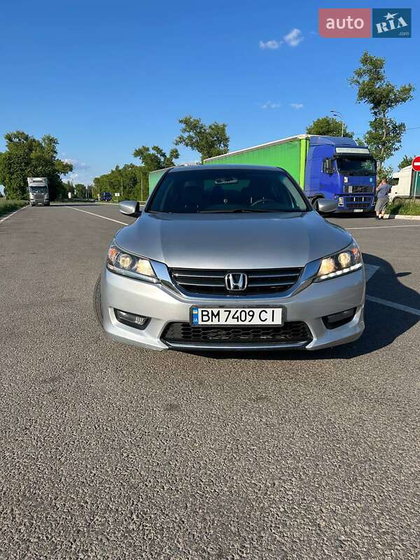 Седан Honda Accord 2015 в Ромнах фото 4 Седан Honda Accord 2015 в Ромнах
