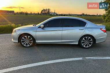 Седан Honda Accord 2015 в 