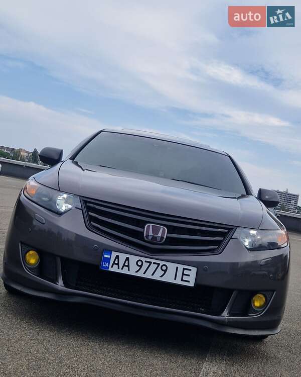 Седан Honda Accord 2008 в Києві