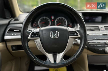 Купе Honda Accord 2012 в 