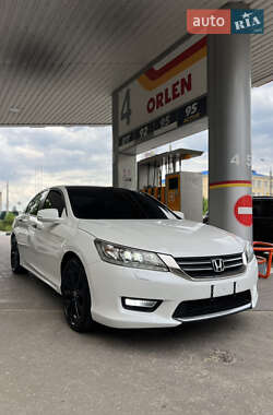 Седан Honda Accord 2013 в Харькове