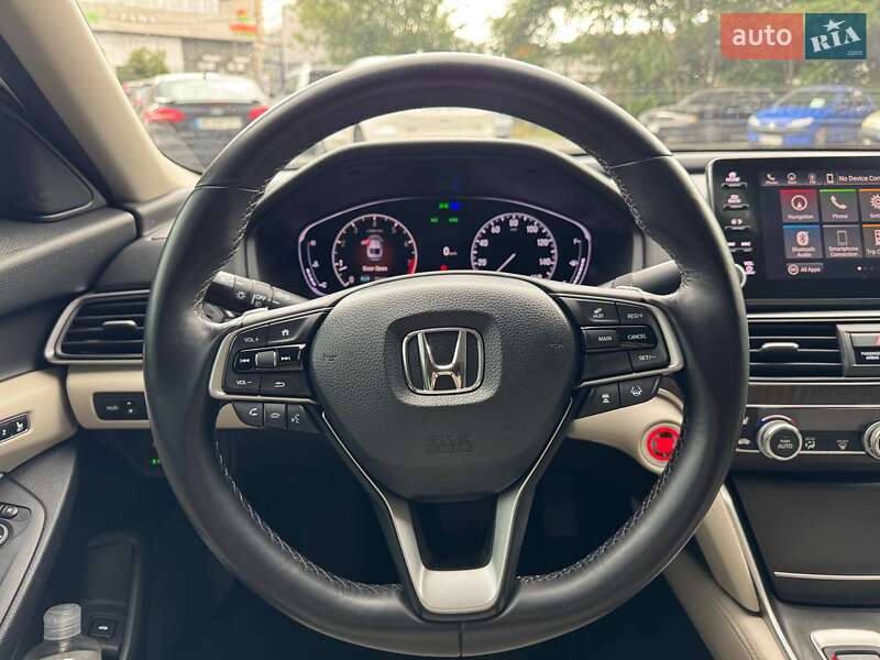 Седан Honda Accord 2018 в Днепре
