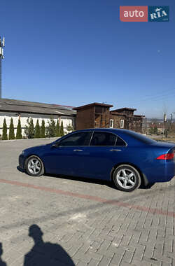 Седан Honda Accord 2004 в 