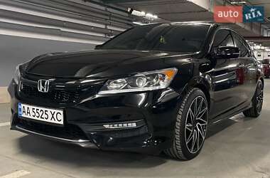 Седан Honda Accord 2016 в Киеве
