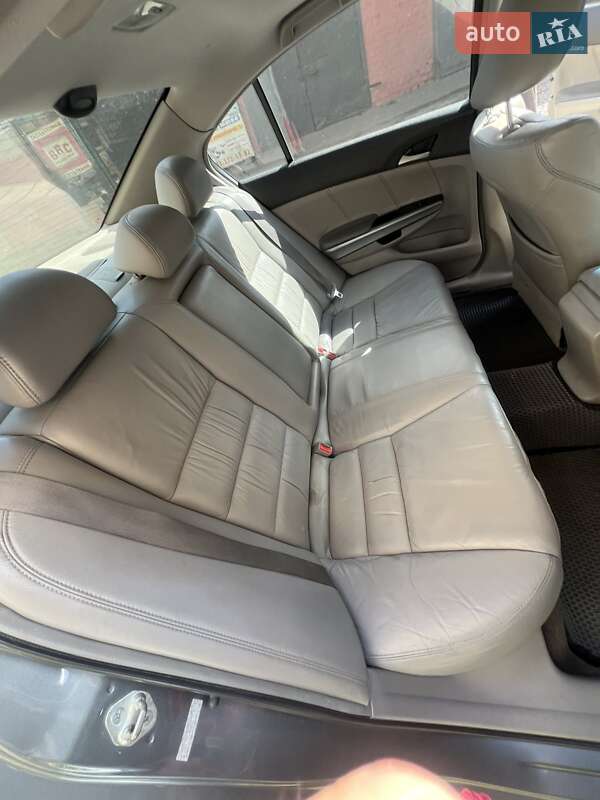Седан Honda Accord 2008 в Кривому Розі