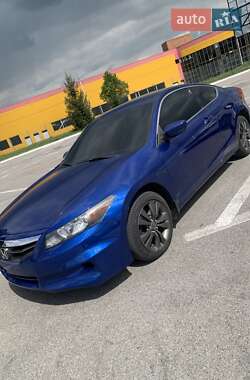Купе Honda Accord 2011 в Ивано-Франковске